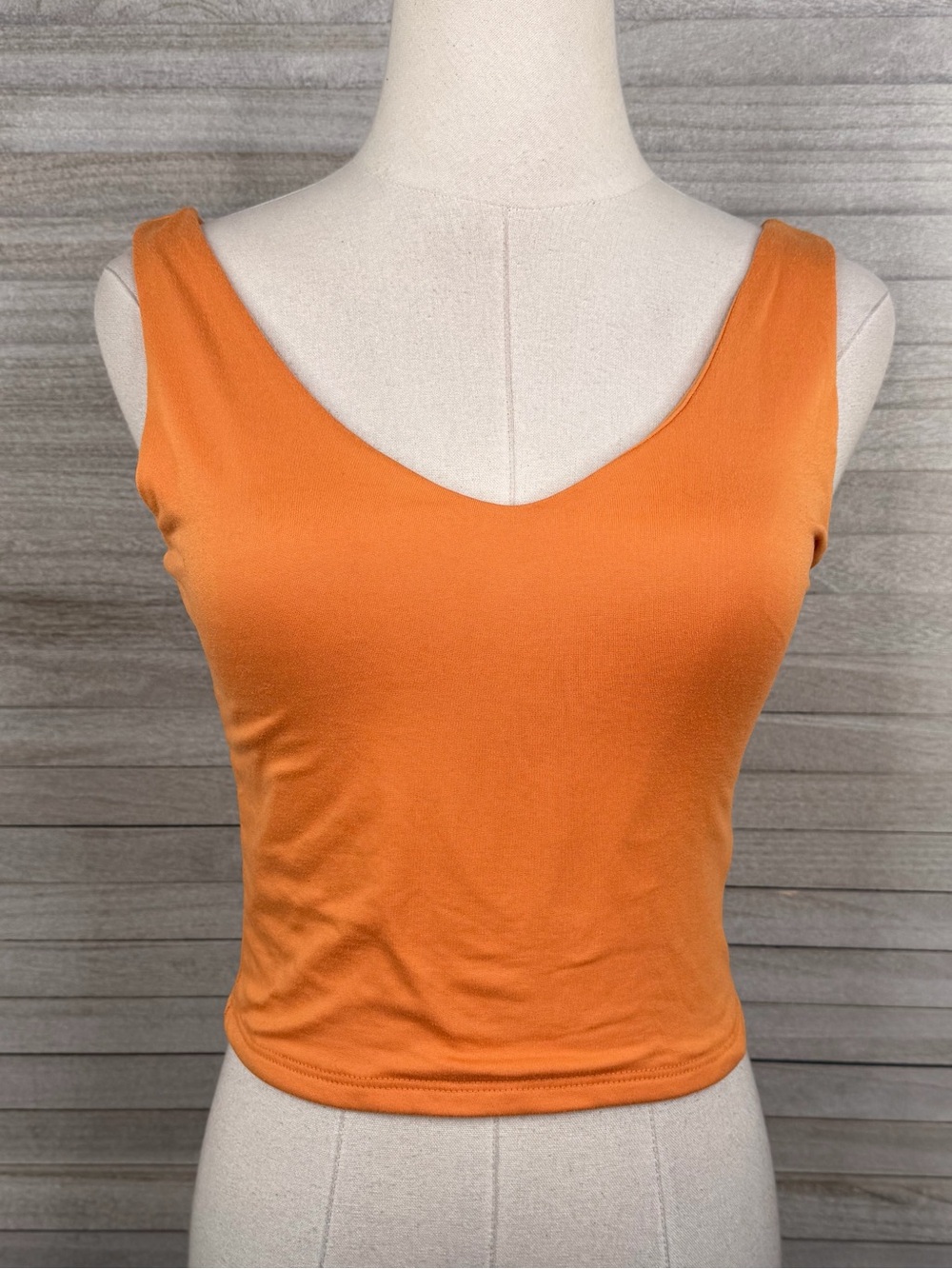 SINCERELY JULES Orange Cropped Tank Top-Medium
